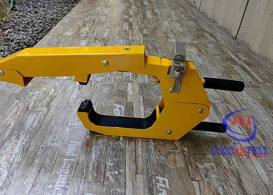 Anti static Truck steering wheel clamp lock with anti prizing and anti theft function