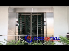 Doppelspurige Turnschiene in voller Höhe